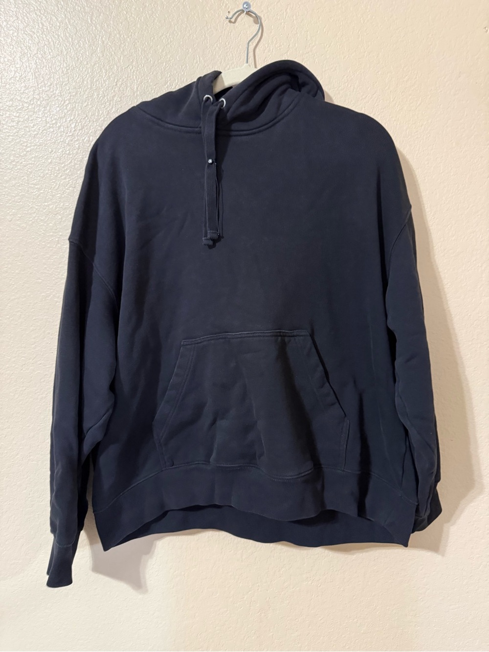 H&M Men's Black Pullover Hoodie